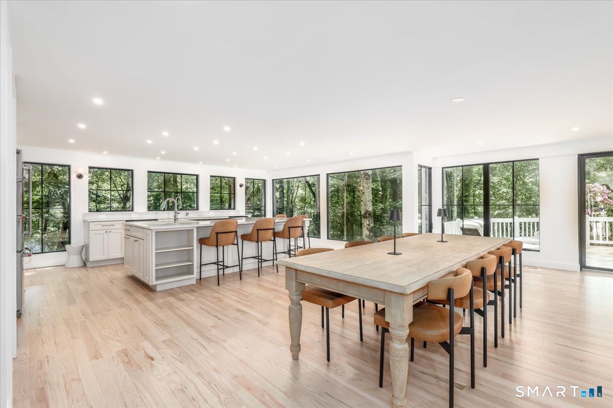 256 Wilton Road East Ridgefield, CT 06877 - Photo 10 of 40