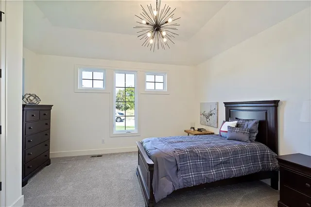 $942,620 | 4921 Northwest 70th Terrace, Kansas City, MO 64151