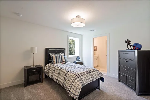 $942,620 | 4921 Northwest 70th Terrace, Kansas City, MO 64151