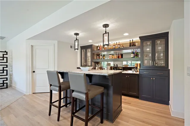 $942,620 | 4921 Northwest 70th Terrace, Kansas City, MO 64151