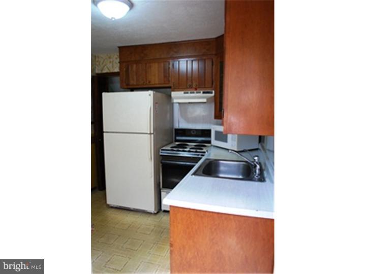 117 Earlington Road Havertown, PA 19083 - Photo 9 of 19