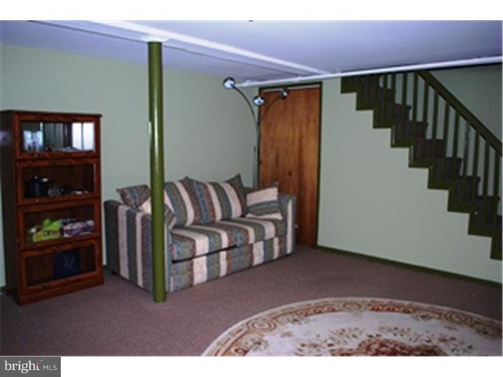 117 Earlington Road Havertown, PA 19083 - Photo 10 of 19