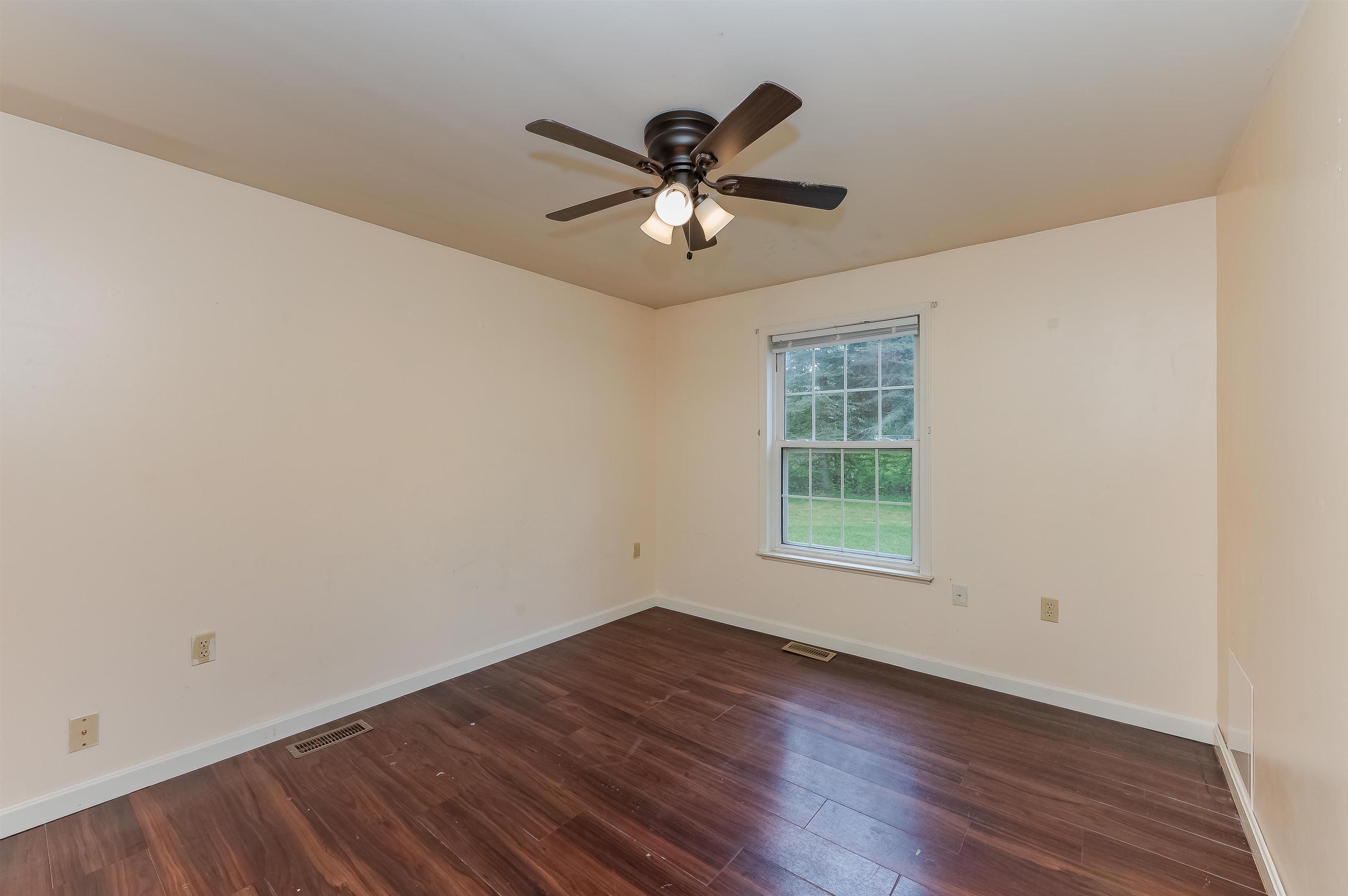 12 Caribbean Lane Rochester, NH 03867 - Photo 16 of 40