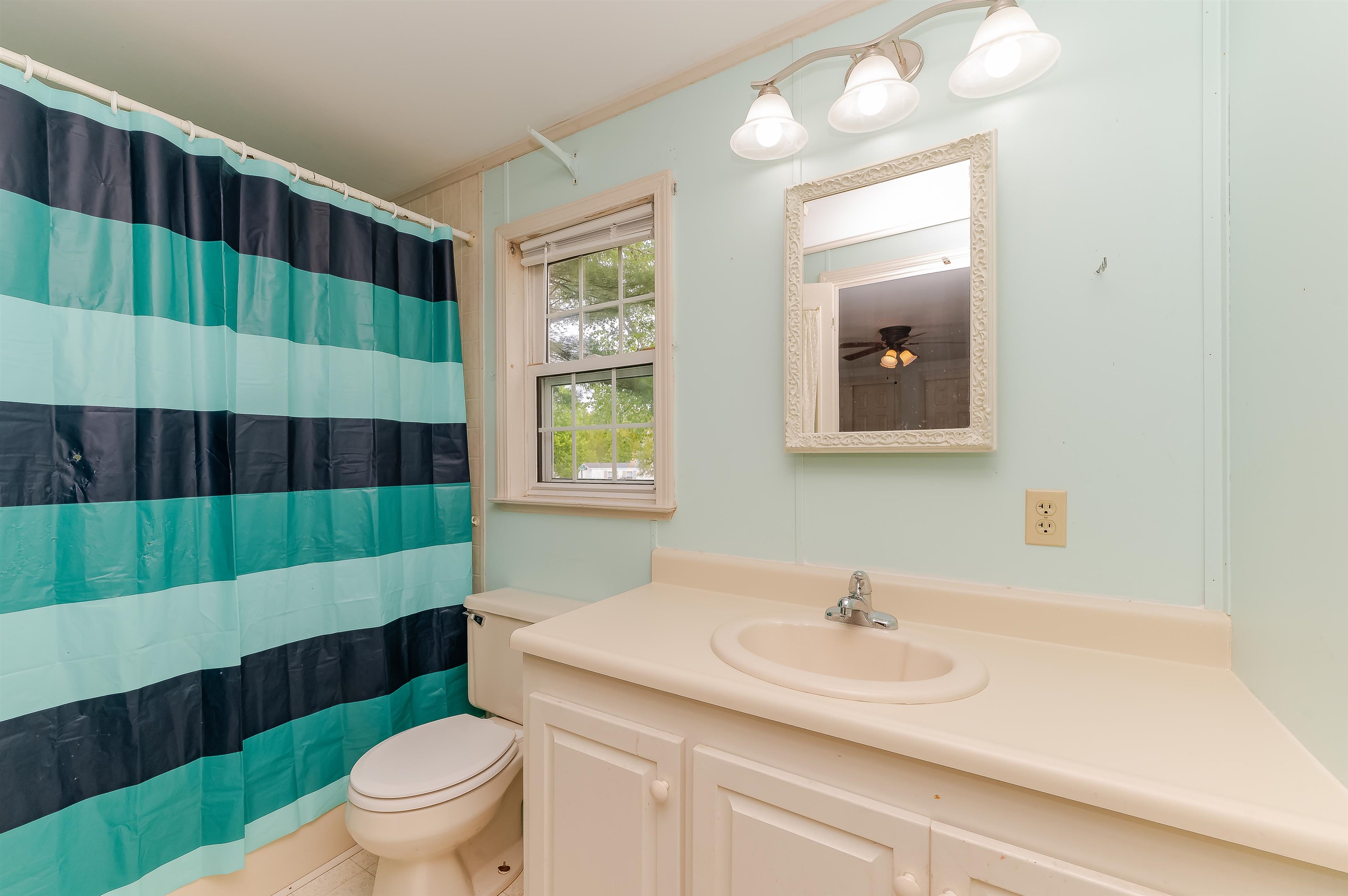 12 Caribbean Lane Rochester, NH 03867 - Photo 24 of 40