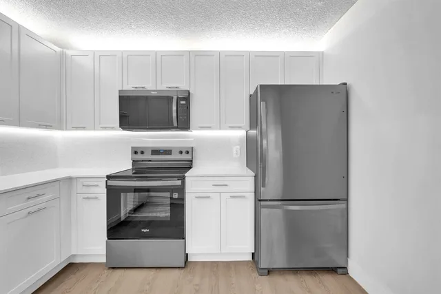 $2,200 | 4200 Community Drive, Unit 1131304, West Palm Beach, FL 33409