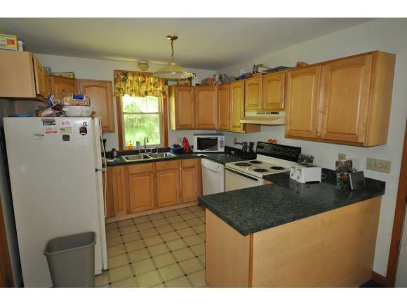 80 Province Road Webster, NH 03303 - Photo 4 of 7