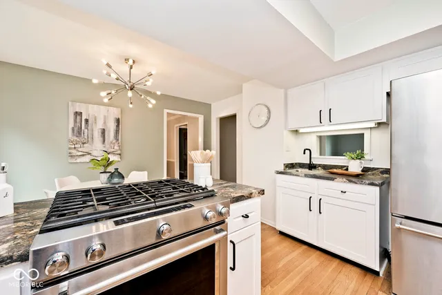 $439,900 | 7152 Aldgate Lane, Indianapolis, IN 46250