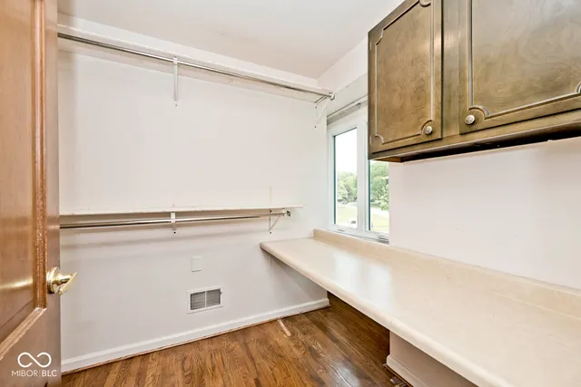 $439,900 | 7152 Aldgate Lane, Indianapolis, IN 46250