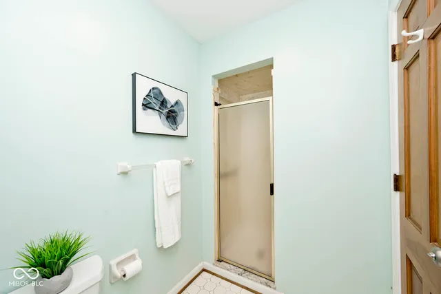 $439,900 | 7152 Aldgate Lane, Indianapolis, IN 46250