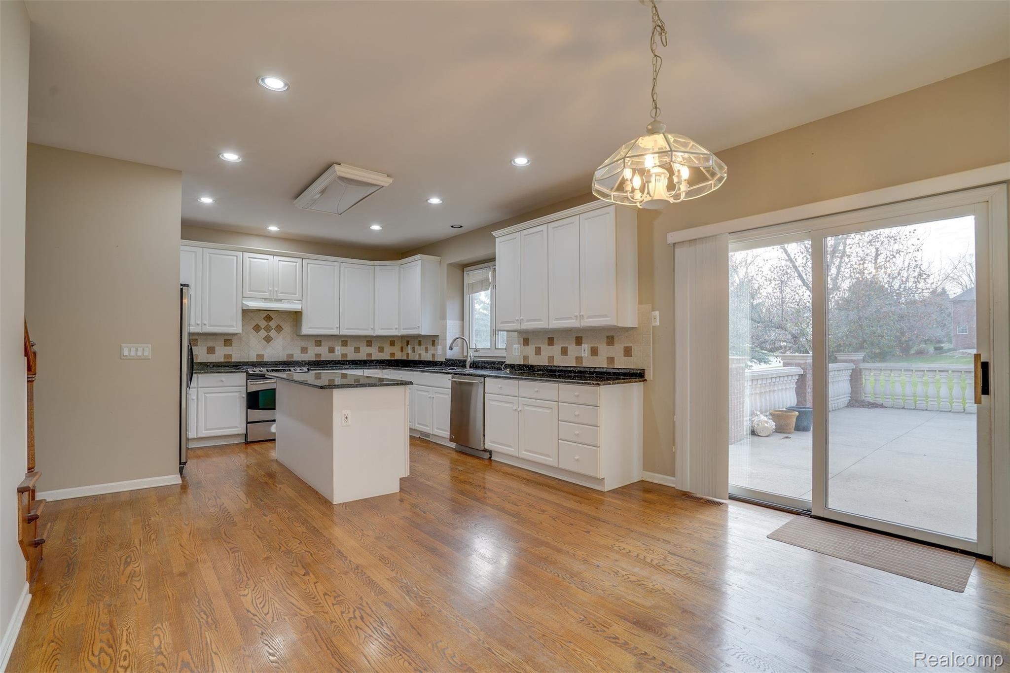 58041 Pheasant Ridge Washington, MI 48094 - Photo 52 of 62 DSC03763HDR.jpg