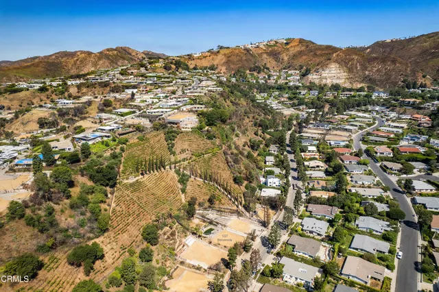 $2,198,000 | 1227 Bienveneda Avenue, Los Angeles, CA 90272