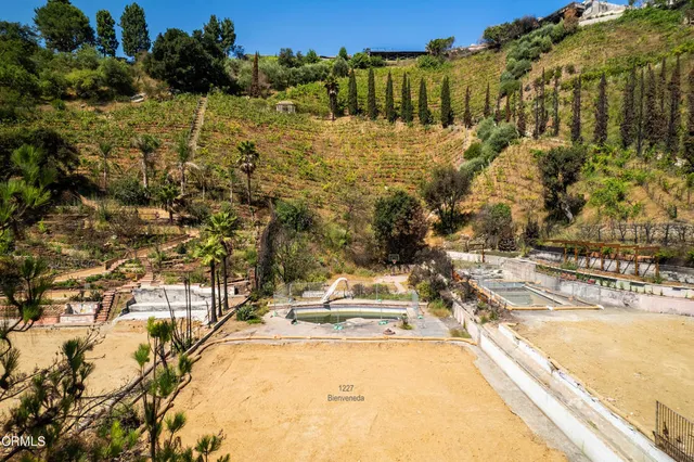 $2,198,000 | 1227 Bienveneda Avenue, Los Angeles, CA 90272