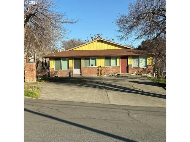 $298,000 | 412 Northwest 8th Street, Pendleton, OR 97801