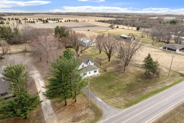 $384,900 | 1610 29th Avenue Southeast, Austin, MN 55912
