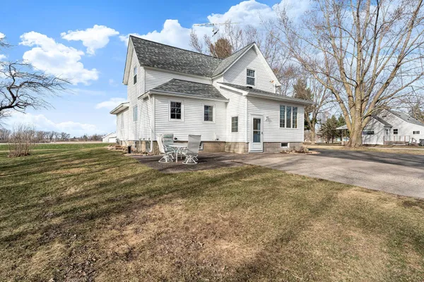 $384,900 | 1610 29th Avenue Southeast, Austin, MN 55912