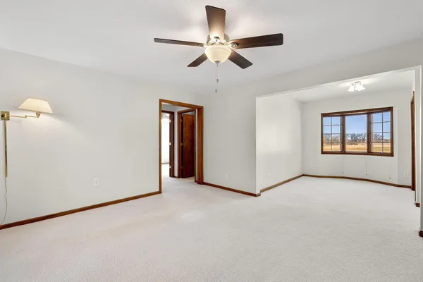 $384,900 | 1610 29th Avenue Southeast, Austin, MN 55912