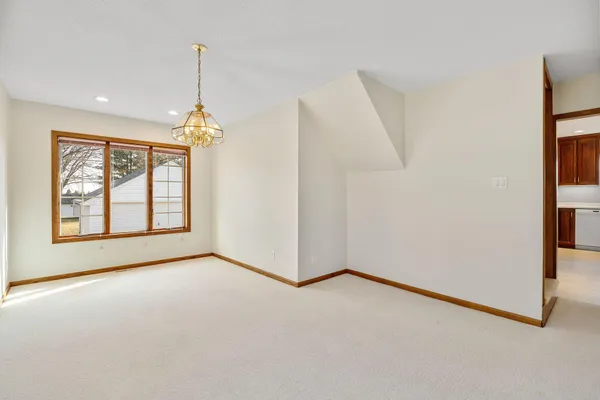 $384,900 | 1610 29th Avenue Southeast, Austin, MN 55912