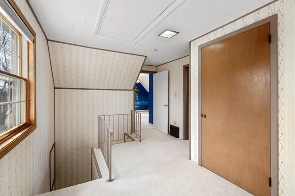 $384,900 | 1610 29th Avenue Southeast, Austin, MN 55912