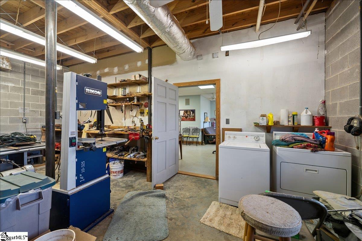 512 Doe Run Pickens, SC 29671 - Photo 24 of 37