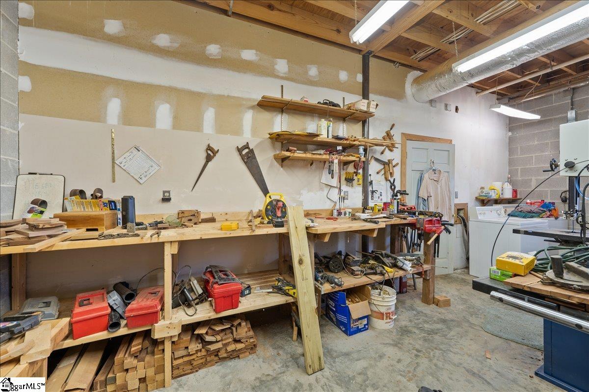 512 Doe Run Pickens, SC 29671 - Photo 25 of 37