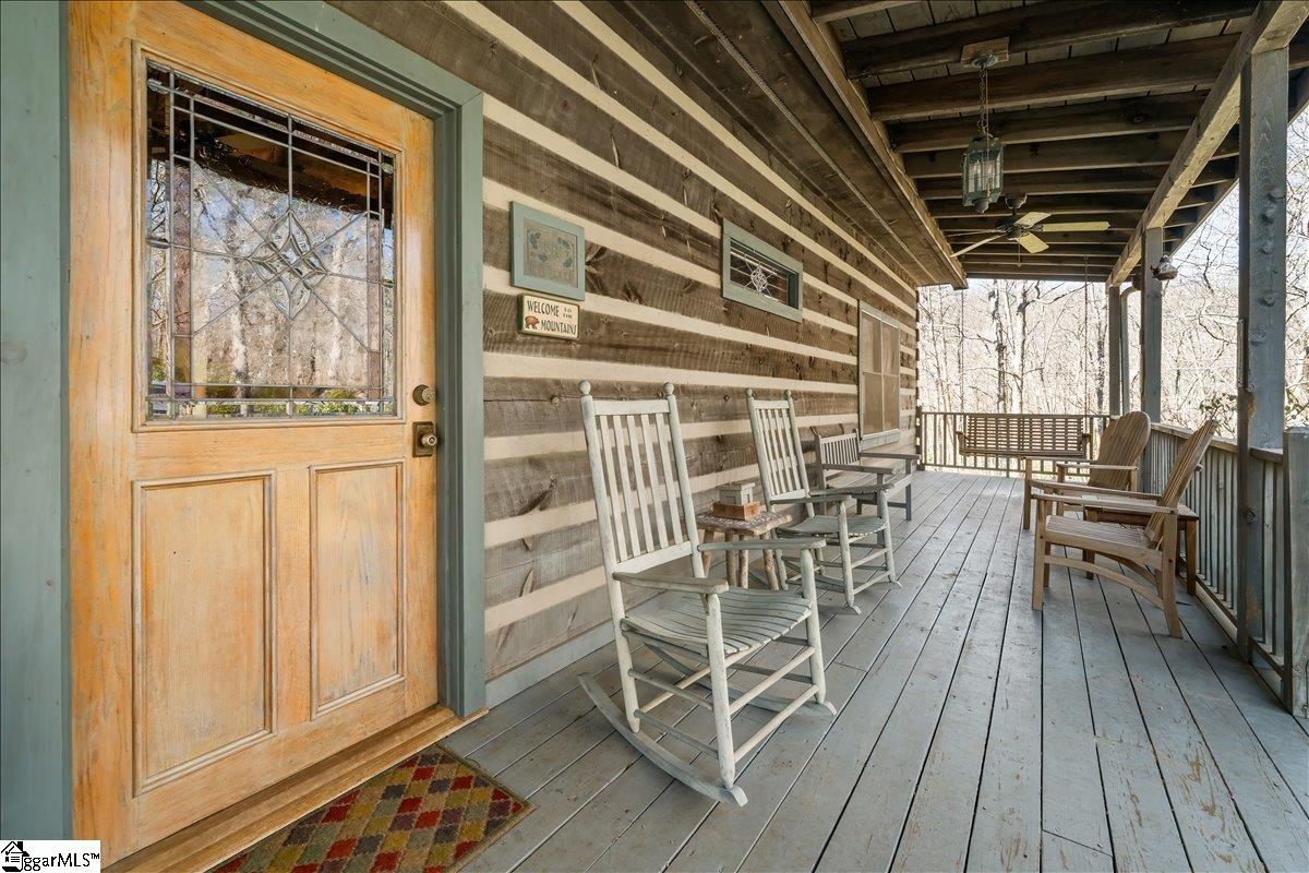 512 Doe Run Pickens, SC 29671 - Photo 3 of 37