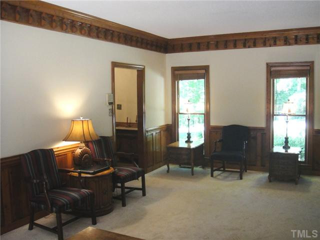 9405 Springdale Drive Raleigh, NC 27613 - Photo 4 of 25 Den/Family/Great Room
