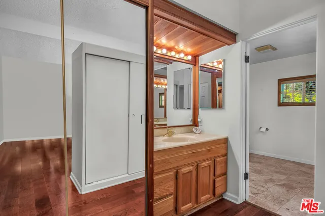 $7,450 | 3447 Vista Haven Road, Sherman Oaks, CA 91403