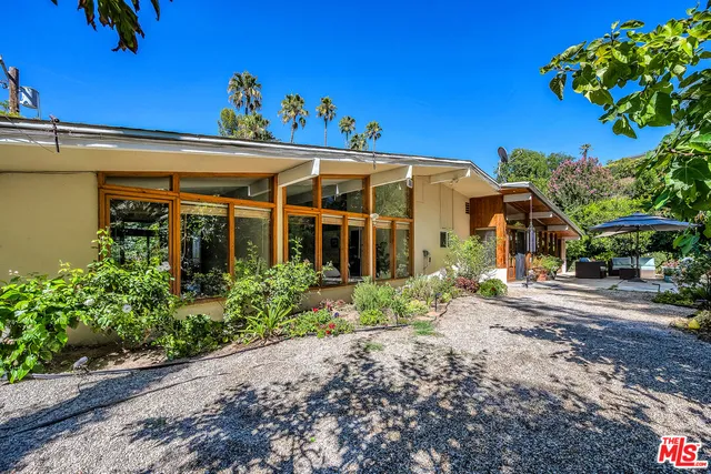 $7,450 | 3447 Vista Haven Road, Sherman Oaks, CA 91403