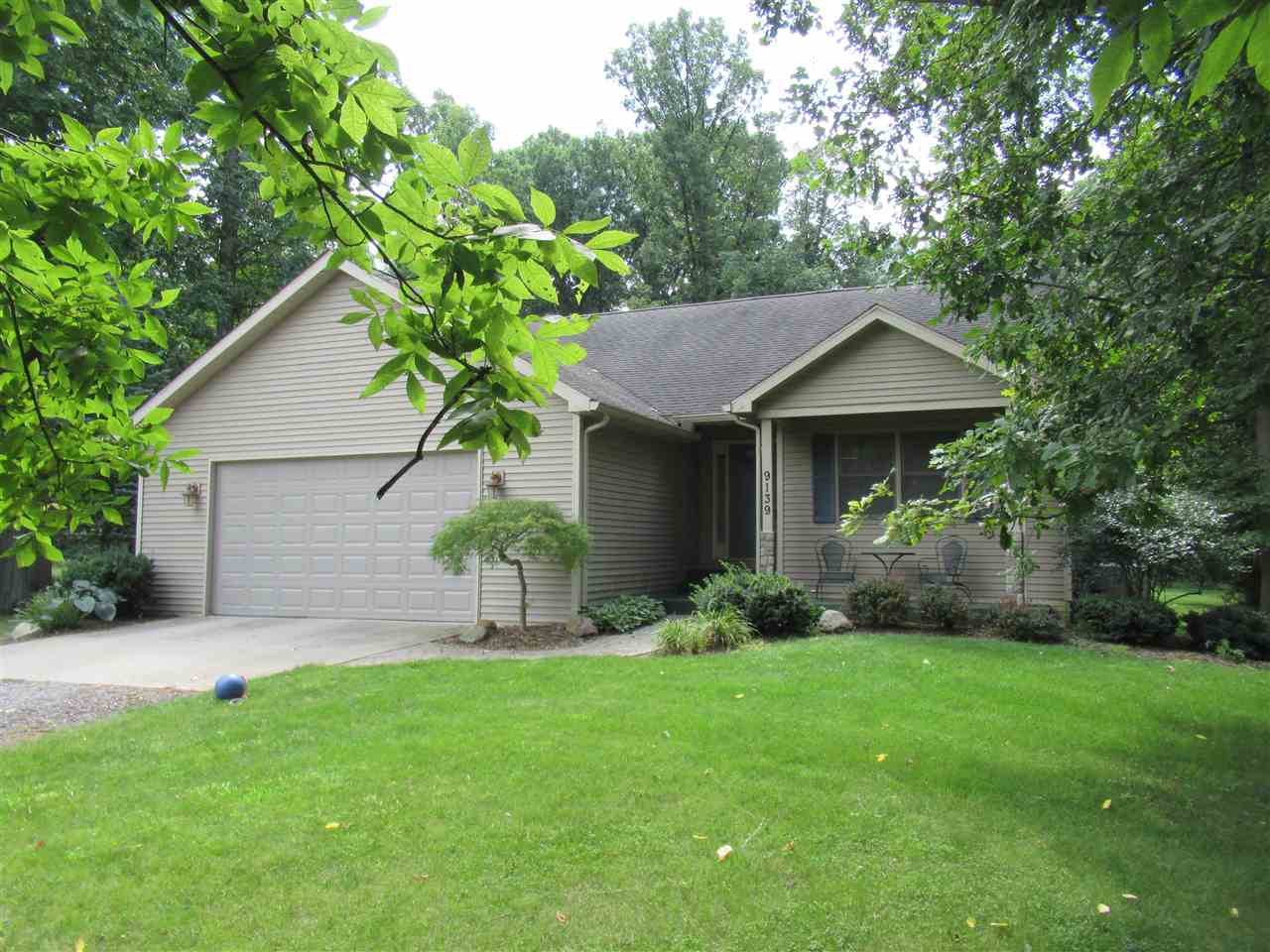 9139 Coldwater Road Flushing, MI 48433 - Photo 1 of 40 50052300.JPG
