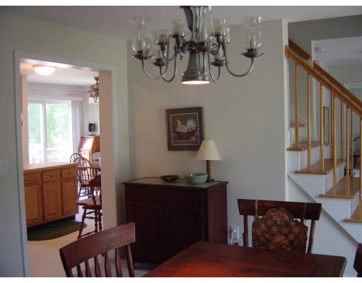 268 Strong Street Amherst, MA 01002 - Photo 4 of 9 Gallery Image 4