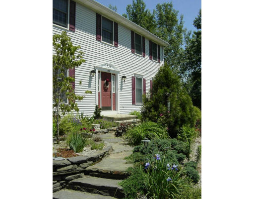 268 Strong Street Amherst, MA 01002 - Photo 7 of 9 Gallery Image 7