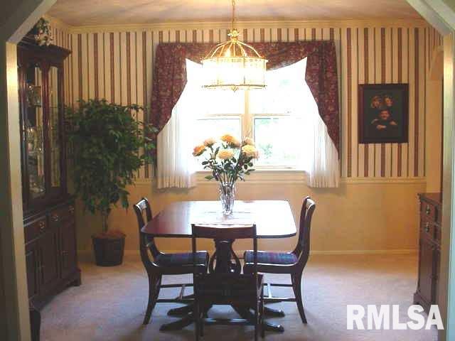 3205 Quail Ridge Road Bettendorf, IA 52722 - Photo 3 of 7 Gallery Image 3