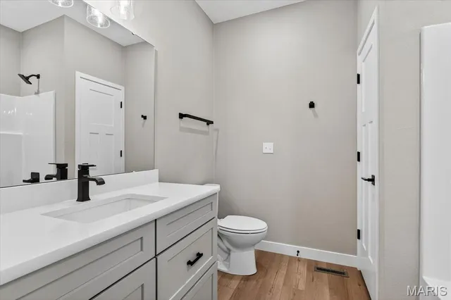 $537,500 | 125 Gladwyn Drive, Millstadt, IL 62260