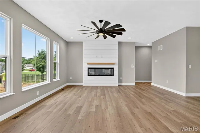 $545,000 | 125 Gladwyn Drive, Millstadt, IL 62260