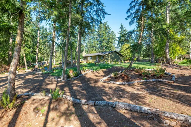 $765,000 | 985 East Lyndean Lane, Oak Harbor, WA 98277