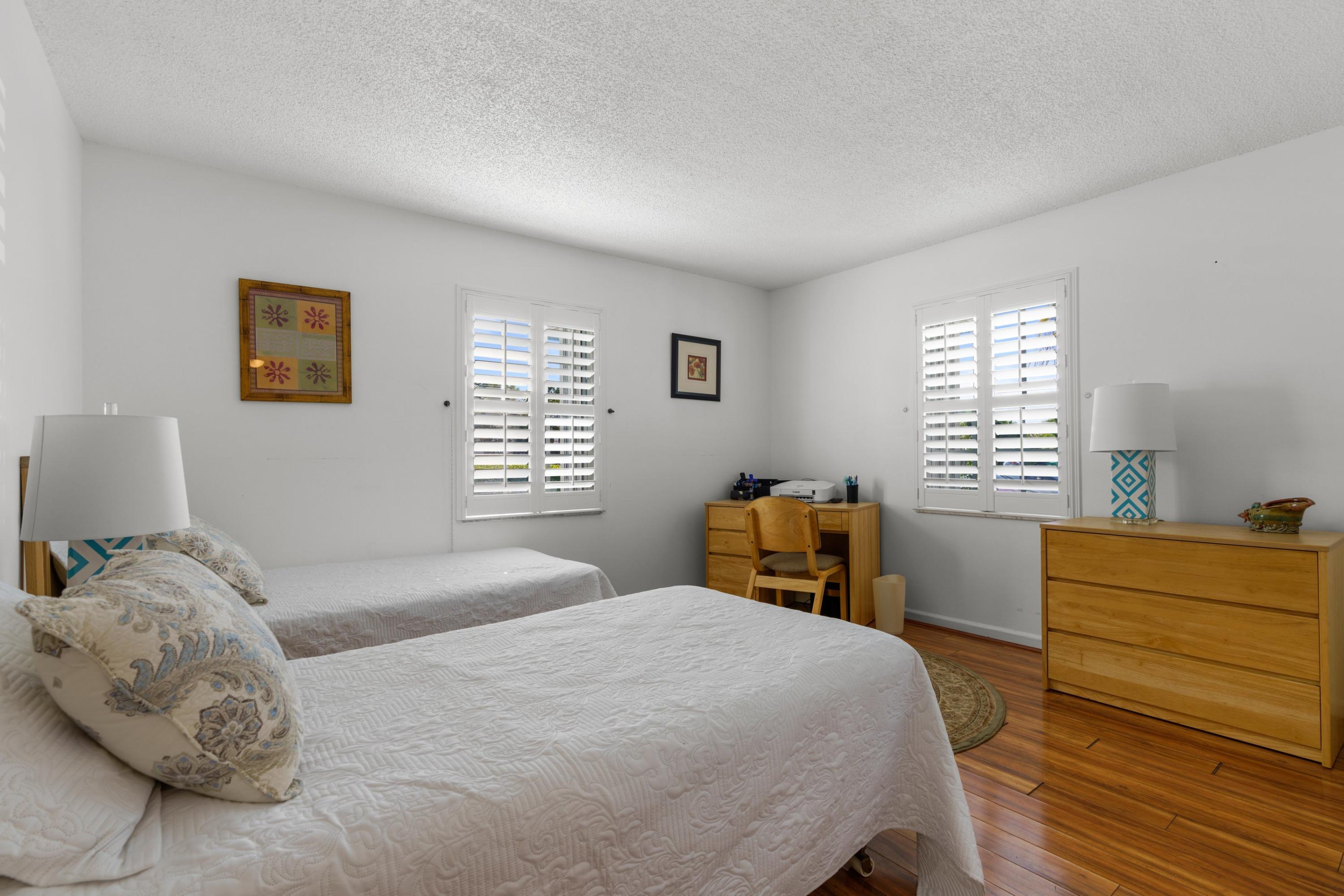 1280 Surf Road, Unit 101 Singer Island, FL 33404 - Photo 8 of 19 DSC03486.jpg-SMALL.JPG