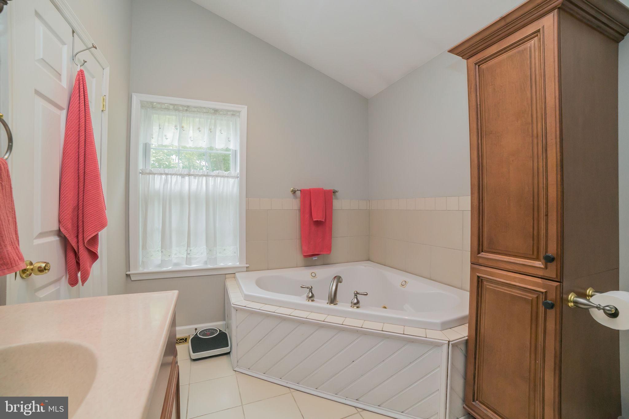 748 County Line Road Telford, PA 18969 - Photo 29 of 38