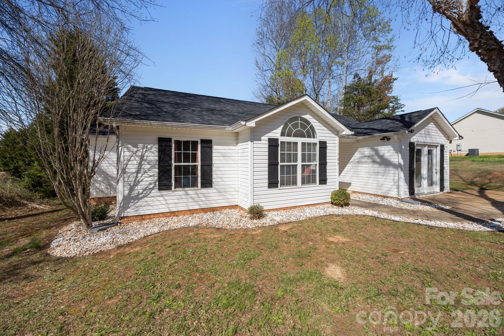 107 East Panther Creek Road Troutman, NC 28166 - Photo 2 of 38
