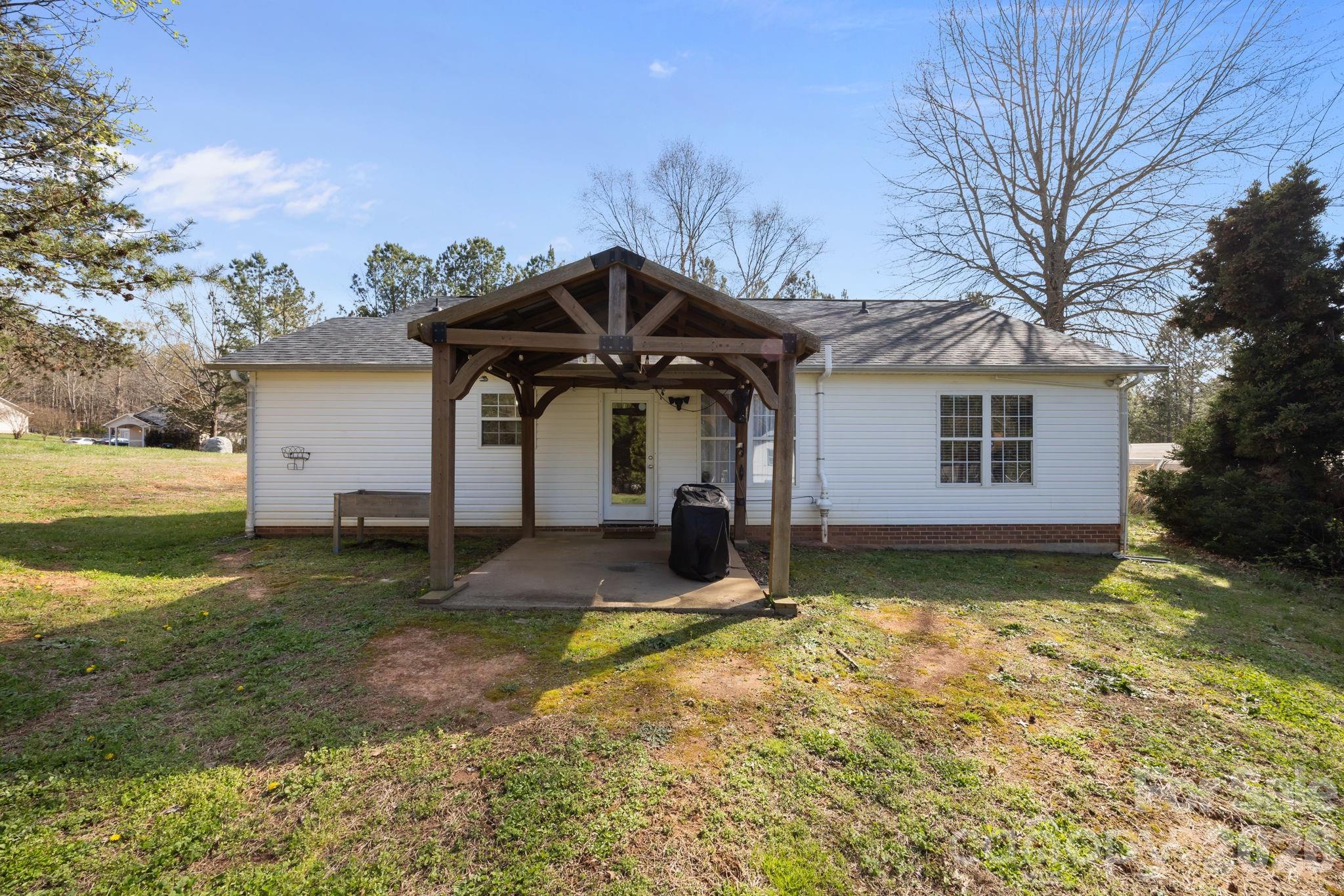 107 East Panther Creek Road Troutman, NC 28166 - Photo 29 of 38