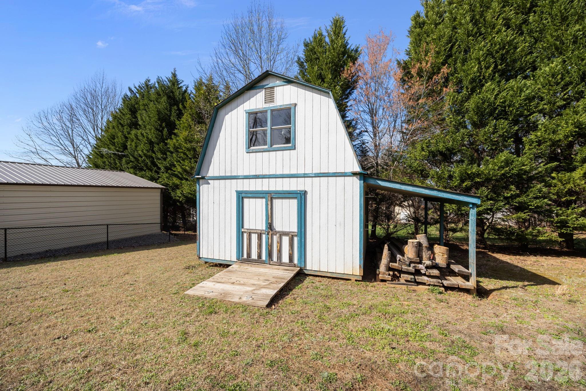 107 East Panther Creek Road Troutman, NC 28166 - Photo 32 of 38