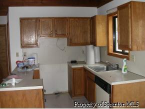 140 Ledgedale Road Lake Ariel, PA 18436 - Photo 2 of 5 Gallery Image 2