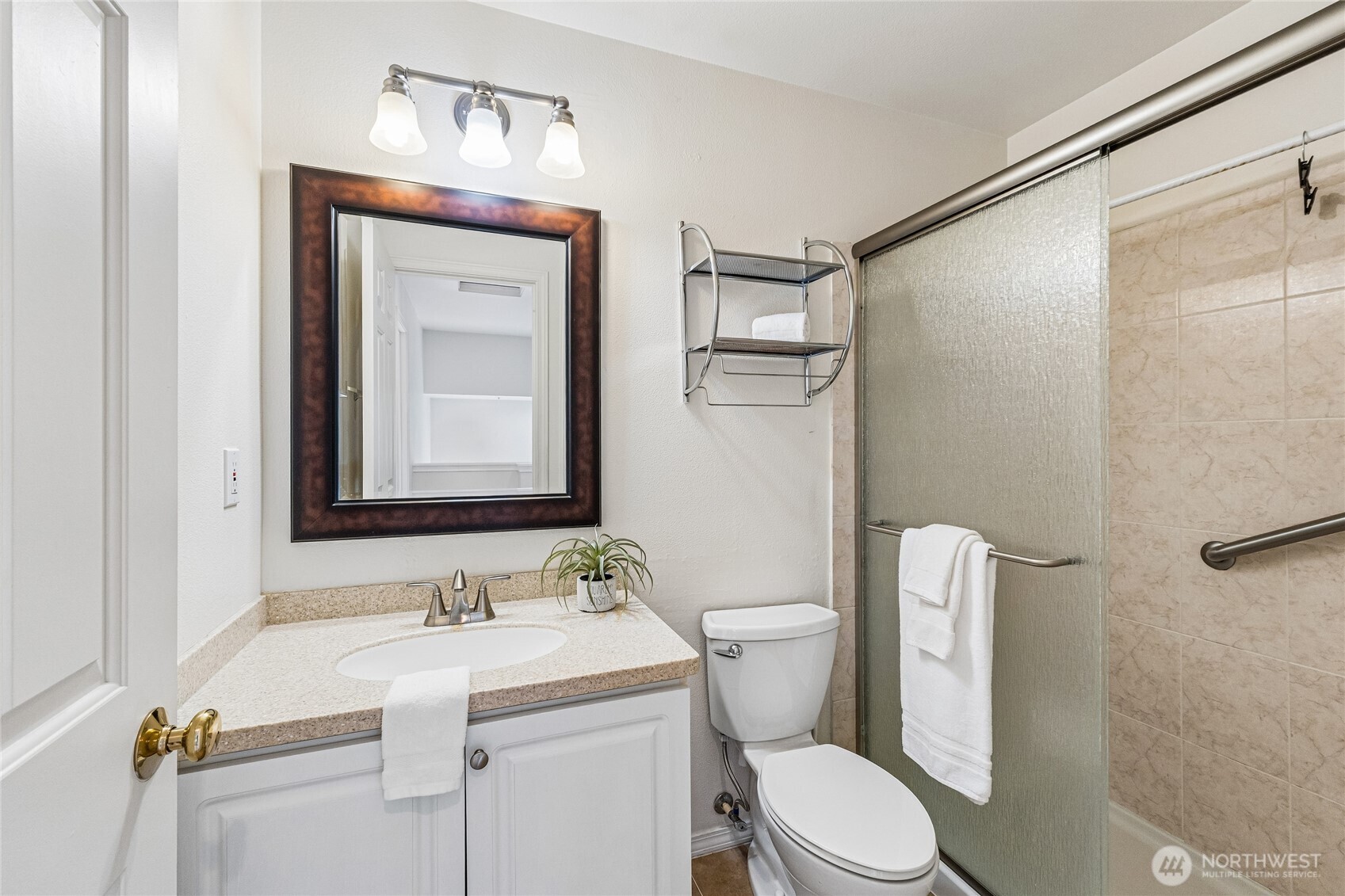 11899 Northeast 163rd Place Bothell, WA 98011 - Photo 23 of 37