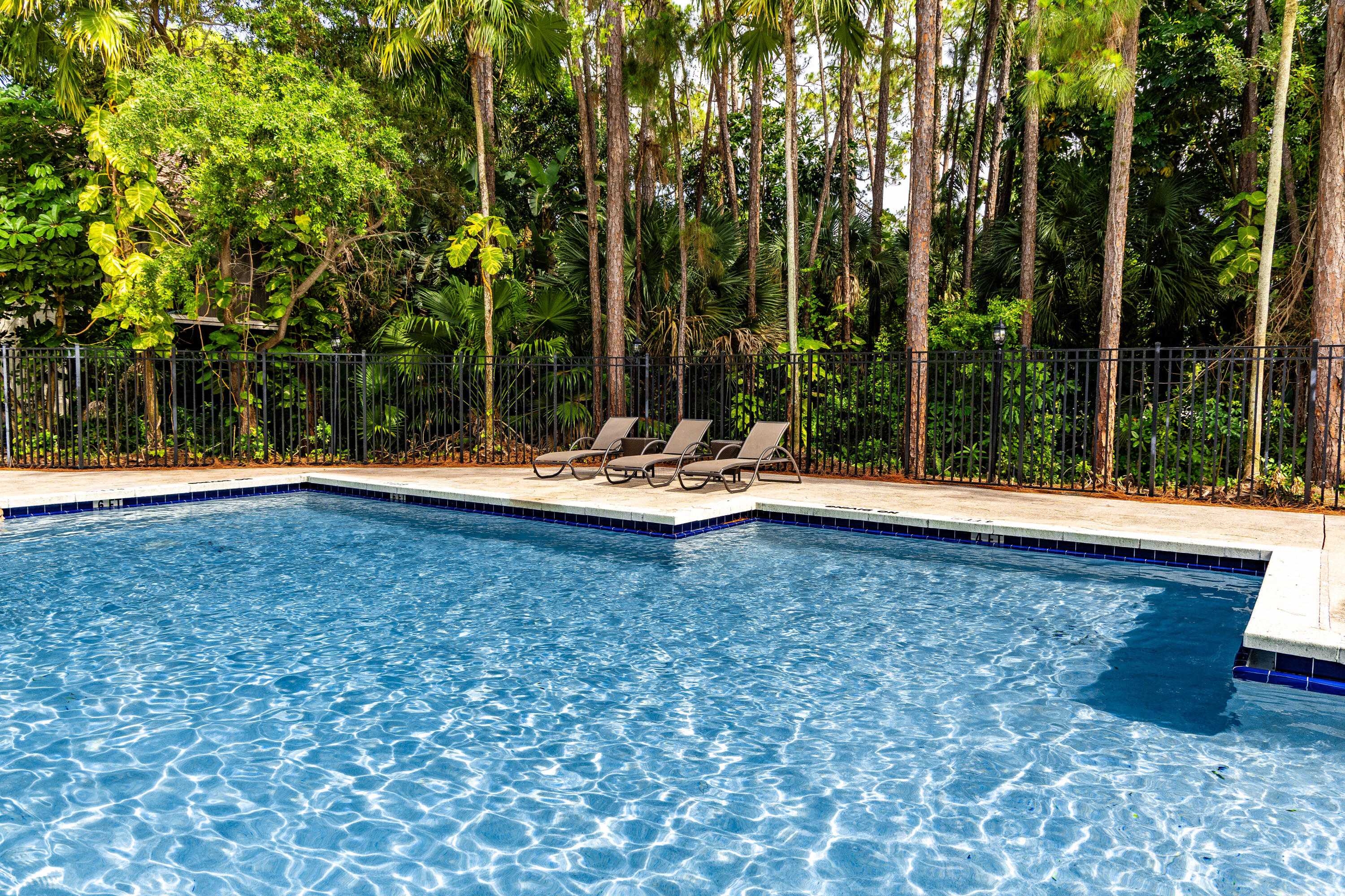 5590 Coach House Circle, Unit H Boca Raton, FL 33486 - Photo 38 of 38 5590 Coach House Circle Unit H -38