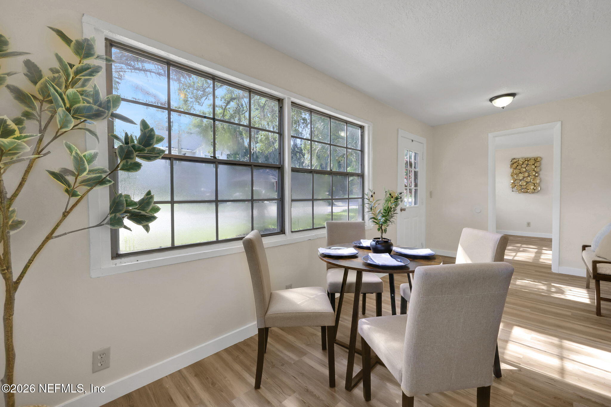 3304 Spring Glen Road Jacksonville, FL 32207 - Photo 9 of 34 27-web-or-mls-036A2972