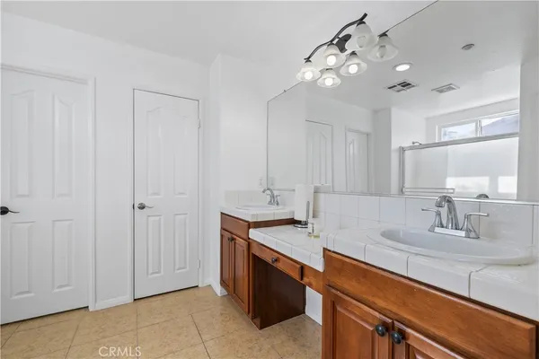 $749,900 | 6323 Echo Hills Lane, Fontana, CA 92336