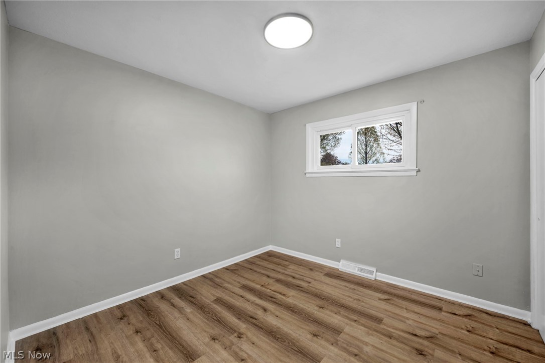 17900 Hicks Road Walton Hills, OH 44146 - Photo 30 of 43