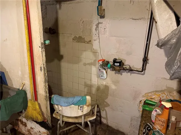 $30,000 | 126 Hogsett Street, Uniontown, PA 15401