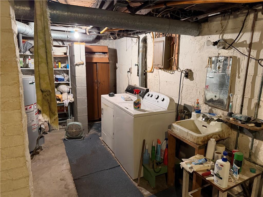 126 Hogsett Street Uniontown, PA 15401 - Photo 19 of 33 a utility room with dryer and washer