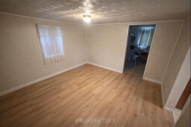 126 Hogsett Street Uniontown, PA 15401 - Photo 2 of 33