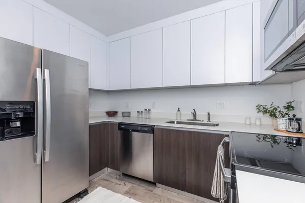 $2,000 | 39 Northwest 7th Avenue, Unit 403, Miami, FL 33128